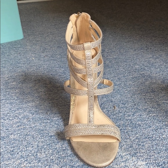 Prom heels - Picture 2 of 4